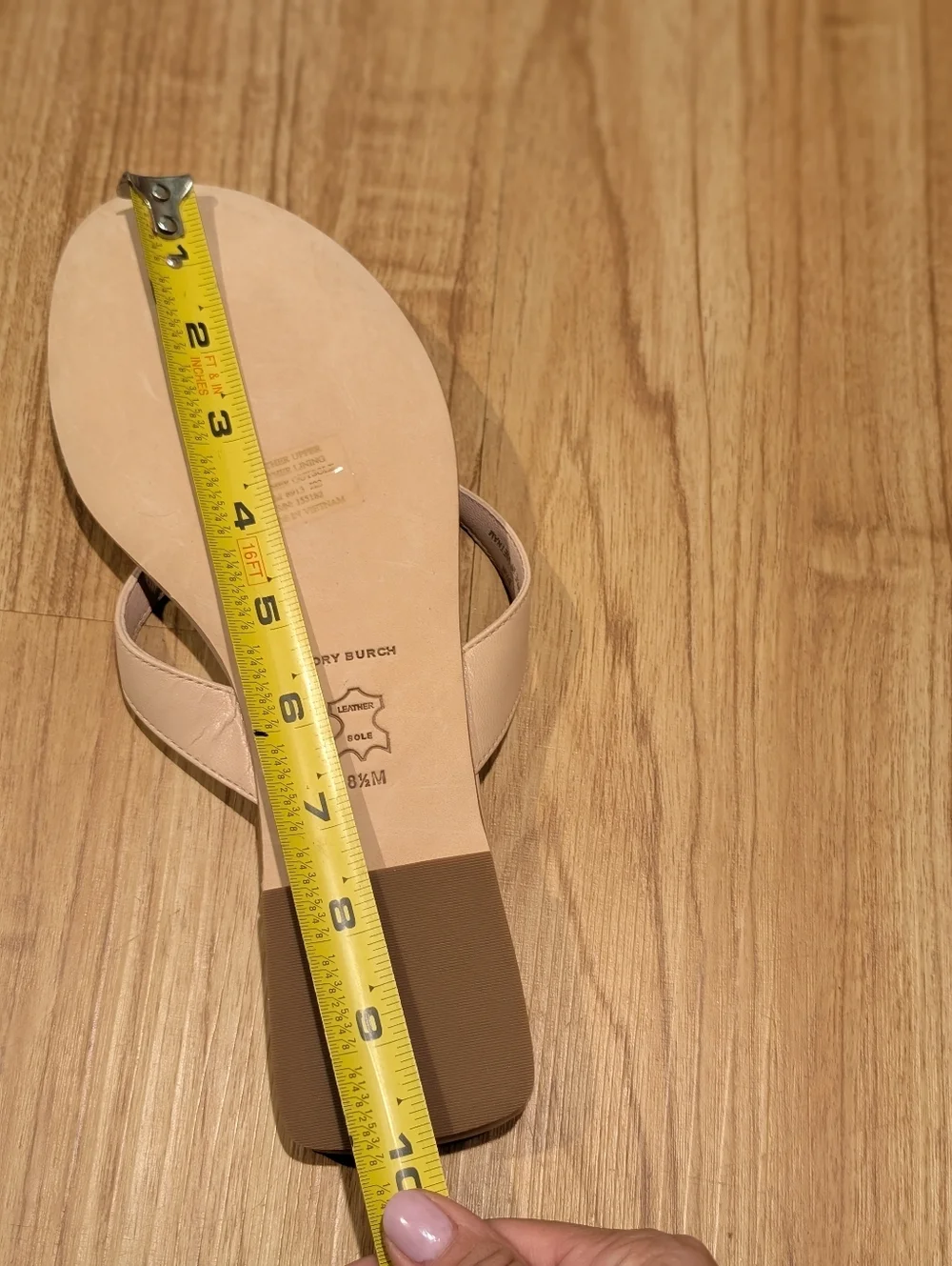 Tory Burch Women's Classic Leather Flip-Flop